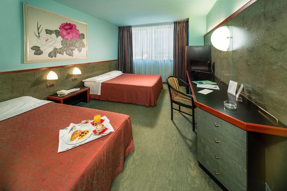 Hotel&Loisir Le Ruote Roveleto Extérieur photo