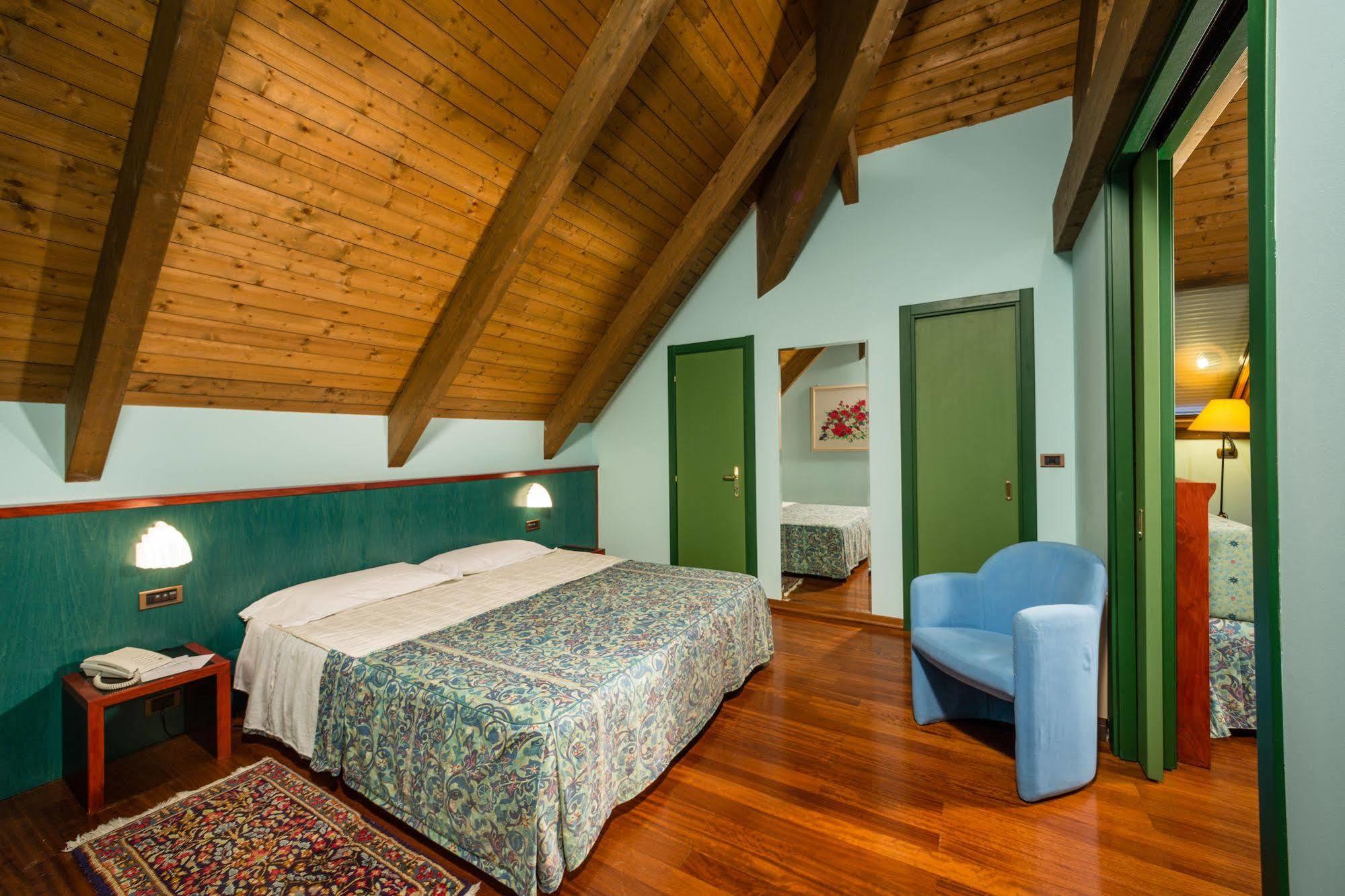 Hotel&Loisir Le Ruote Roveleto Extérieur photo